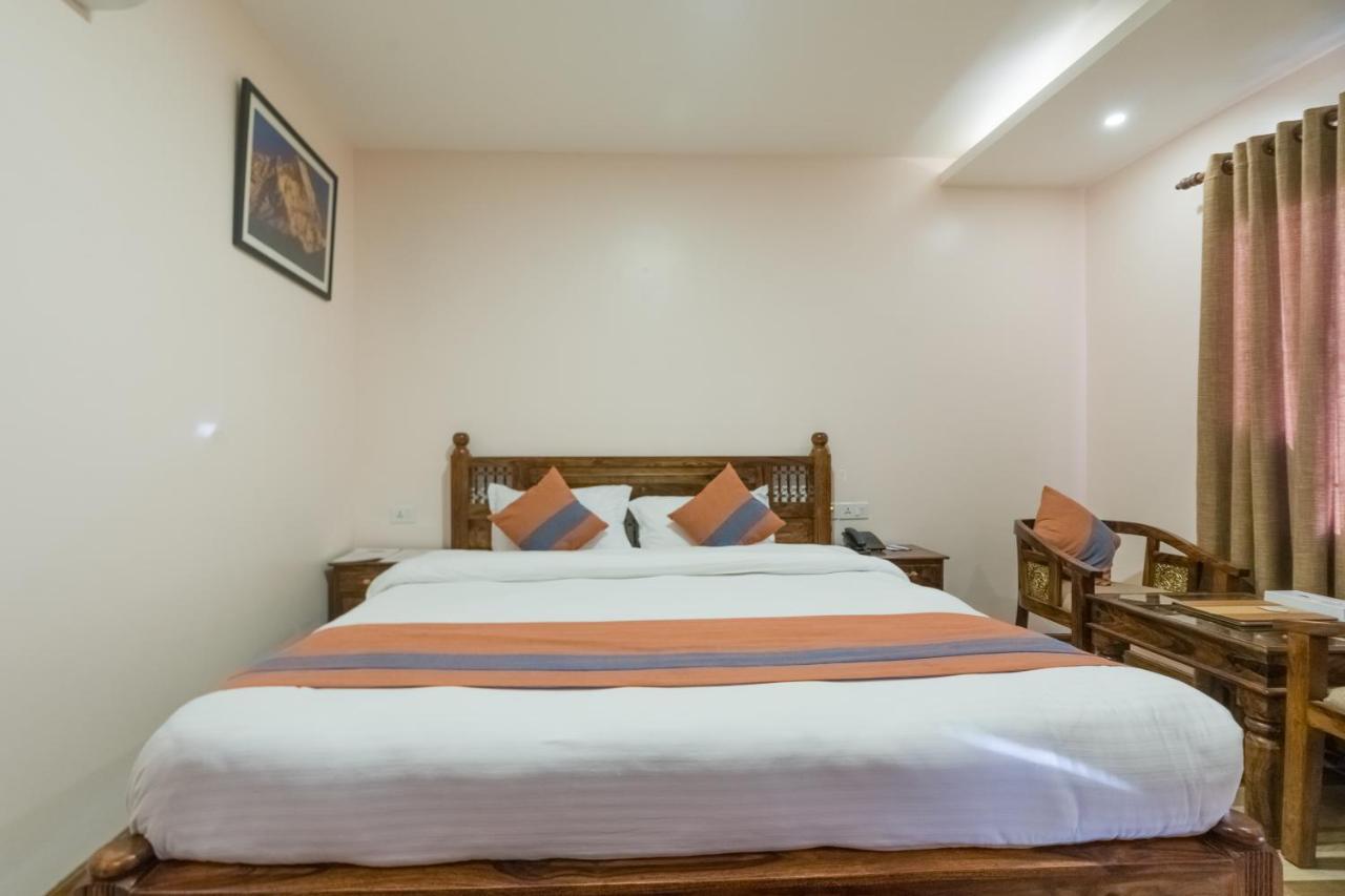 Hotel Tapas Kathmandu Ngoại thất bức ảnh